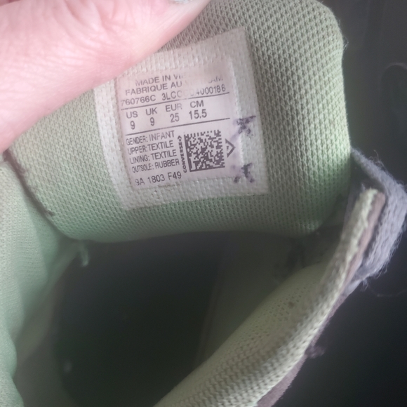 Kids shoes - Picture 3 of 3